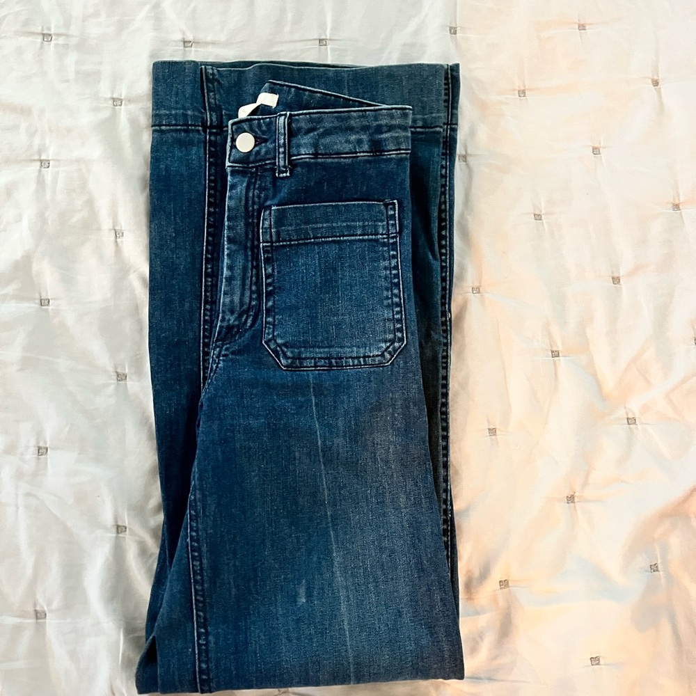 H&M Front Pocket Flare/Wide led Jeans